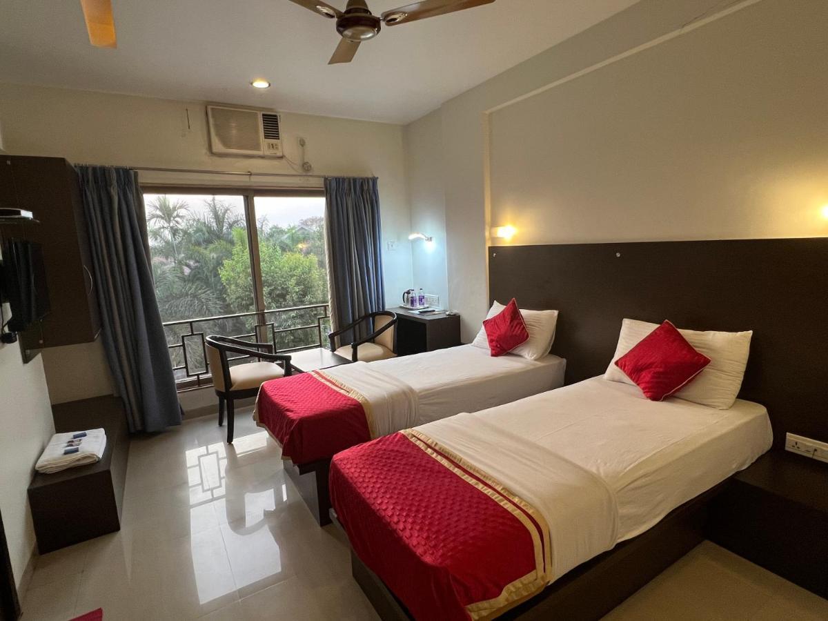 Resort Silver Hills Lonavala Exterior photo